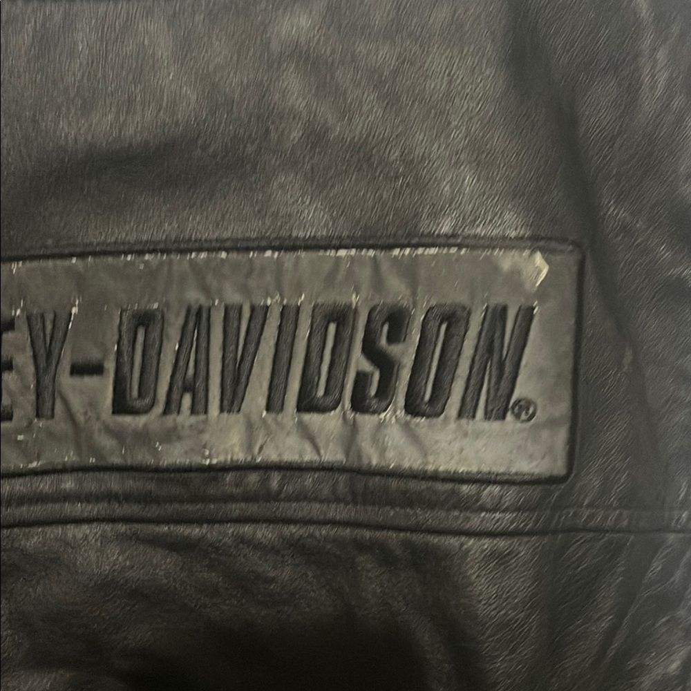 Black Leather Motorcycle Vest Ladies - Picture 2 of 6